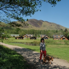 The grounds of Loch Lomond Waterfront in the Summer