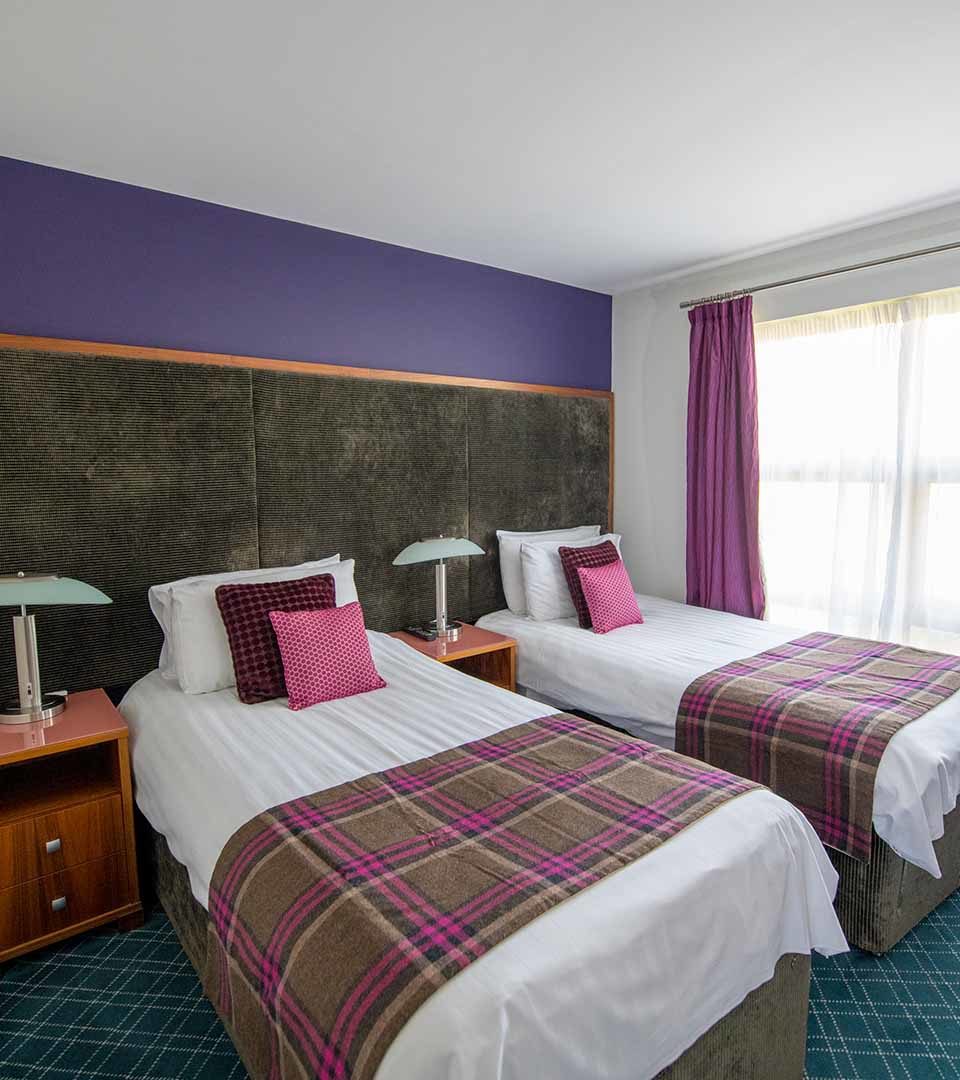 A twin room in a chalet at Loch Lomond Waterfront