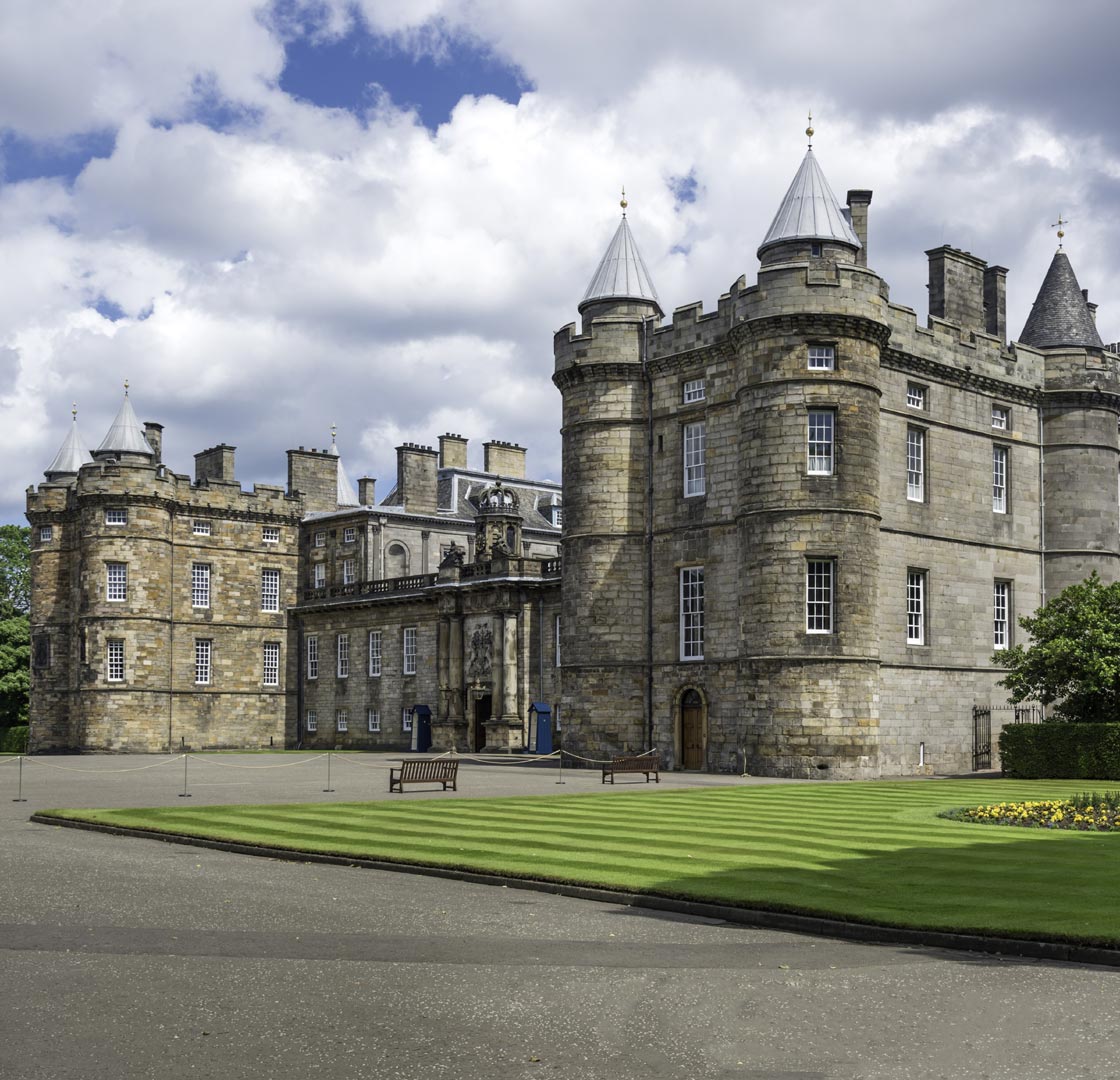 Palace of Holyroodhouse, Edinburgh Loch Lomond Waterfront