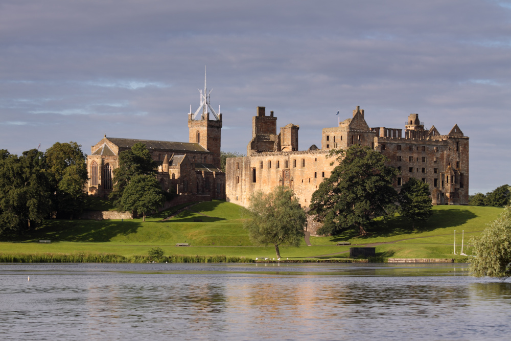 View of Linlithgow palace from across the water