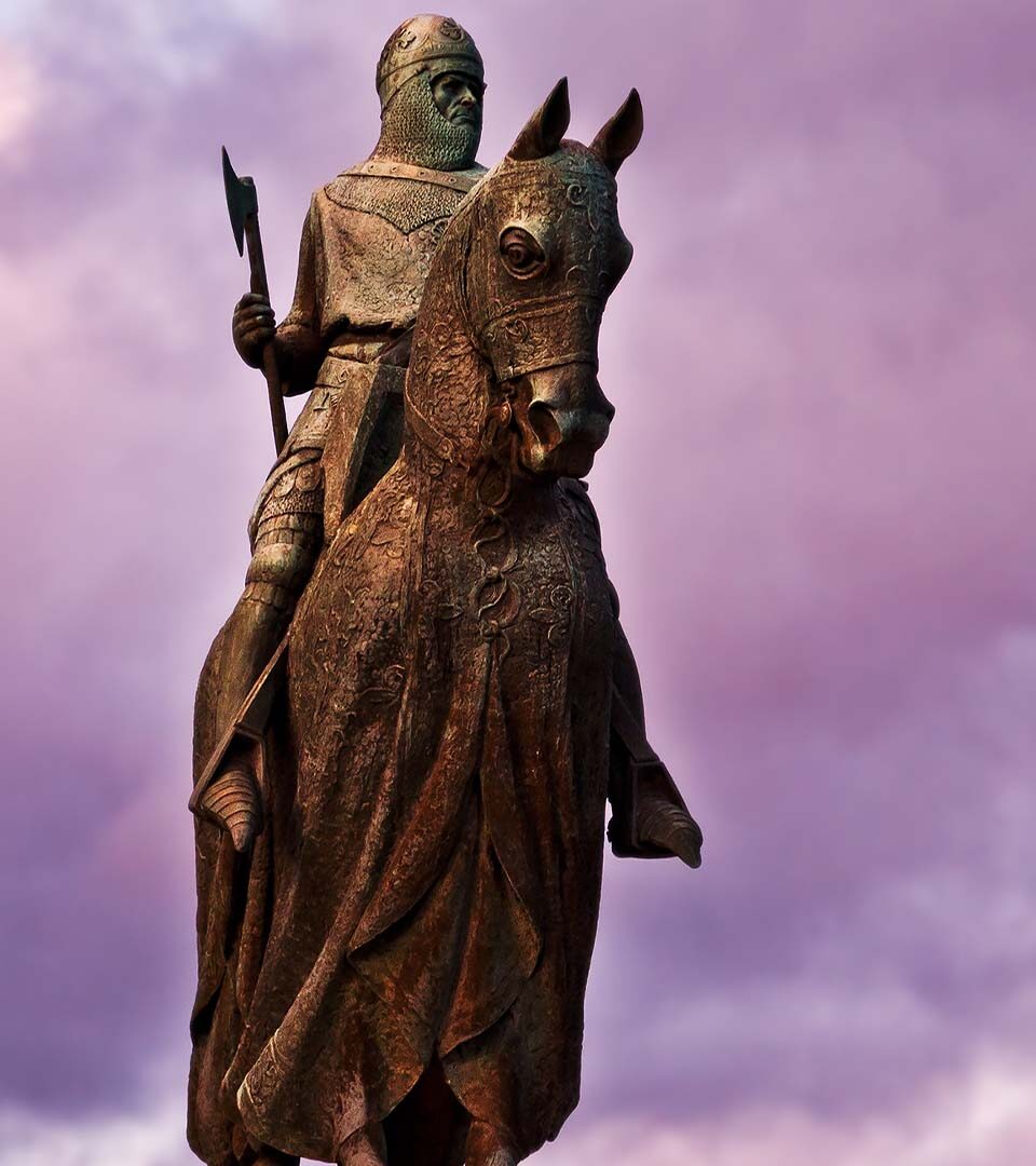 The statue of Robert the Bruce at the Battle of Bannockburn Visitor Centre.