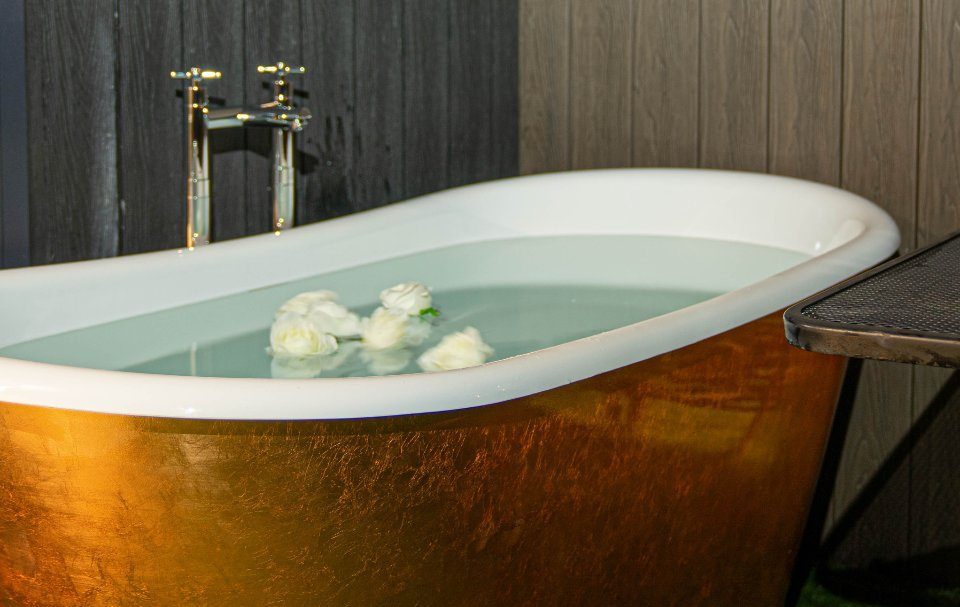 Loch Lomond wilderness wellness holidays in Scotland. Our Cabins with Outdoor Bath...