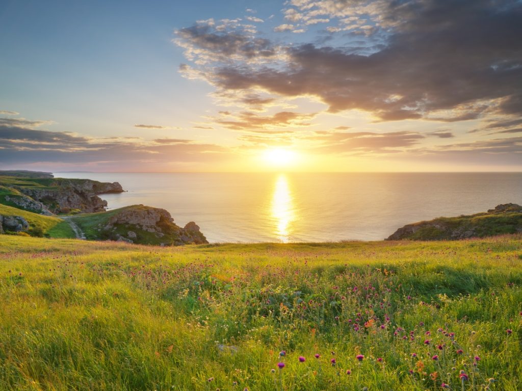 A sunset on the beach is the one of the perfect places to propose in Scotland