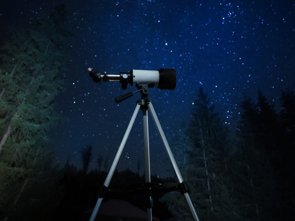 Enjoy a peaceful evening under the stars during a digital detox holiday in Scotland.